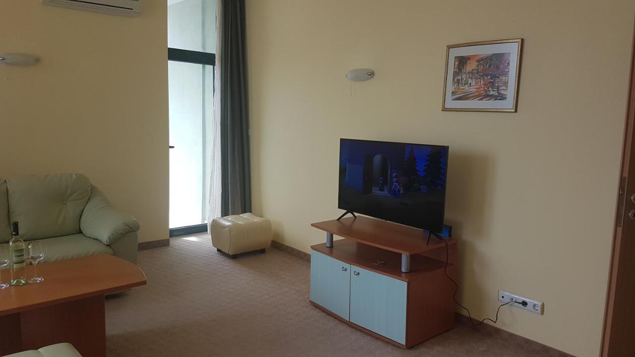 Apartment Golden Sands, Sea View, Beach Front, Private Property Extérieur photo
