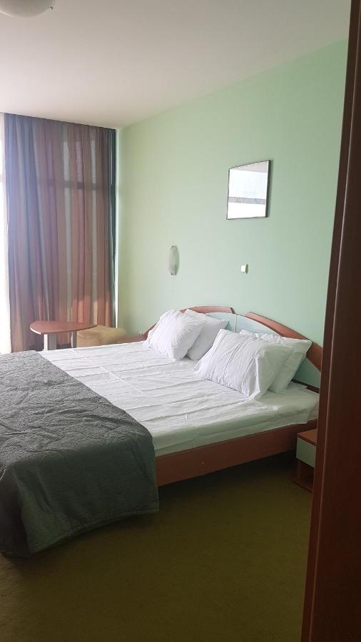 Apartment Golden Sands, Sea View, Beach Front, Private Property Extérieur photo
